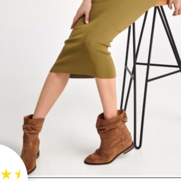 Hidden wedge bootie - Picture 2 of 4